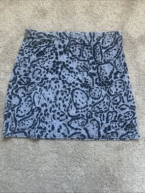 New Look Women's Black and Gray Patterned Knit Mini Skirt
